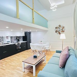 Studio met een King Size Bed